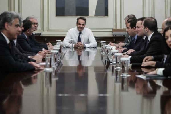 Προσφυγικό : Σε Σάμο, Χίο και Λέσβο πηγαίνει ο Μητσοτάκης