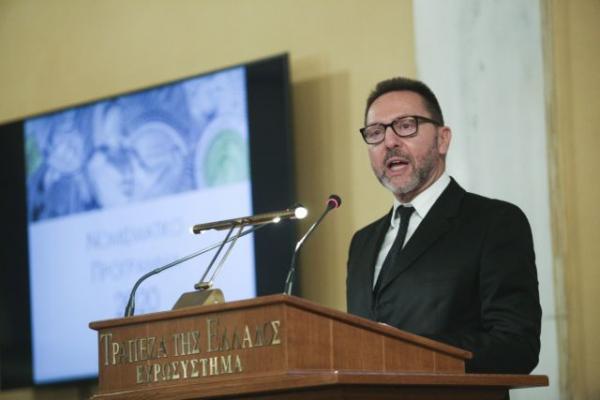 Στουρνάρας: Παρά την πρόοδο η οικονομία απειλείται από εξωτερικούς κινδύνους, όπως ο κοροναϊός