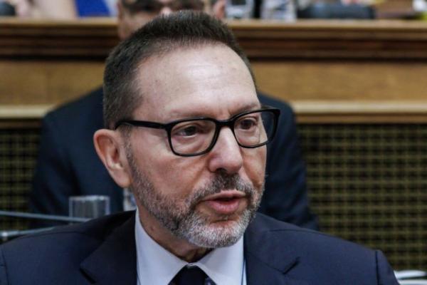 Στουρνάρας: Βιώσιμο το χρέος με πλεόνασμα στο 2,2% από το 2021