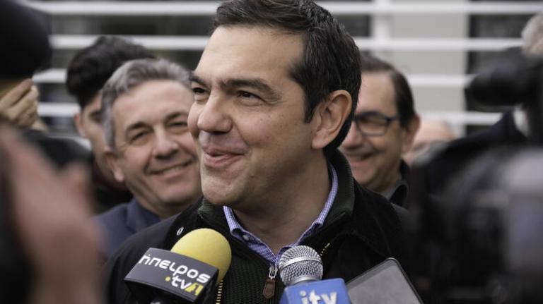 Κόντρα Σταϊκούρα – Τσίπρα για το ποιος πλήρωσε το μάρμαρο στα χρόνια της κρίσης