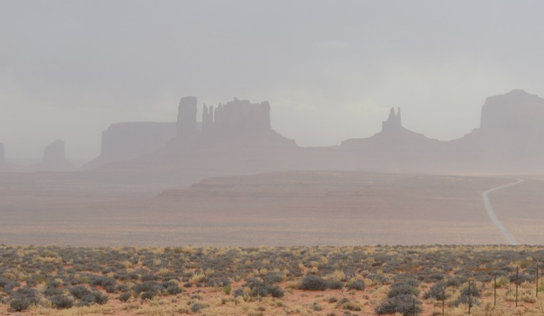 «Έπνιξε» τα Κανάρια Νησιά η σκόνη από τη Σαχάρα
