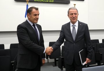 Τηλεφωνική επικοινωνία Παναγιωτόπουλου με Ακάρ – Τι συζήτησαν