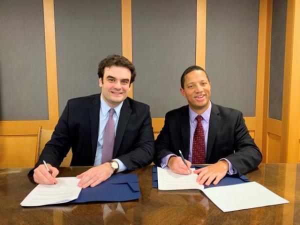 Η Amazon επενδύει στην Ελλάδα – Υπεγράφη το μνημόνιο συνεργασίας