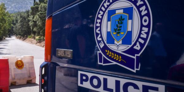Έξι αστυνομικοί σε καραντίνα μετά το θετικό κρούσμα κοροναϊού στο ΑΤ Ομονοίας