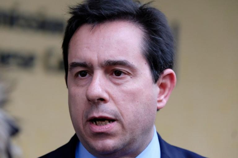 Μηταράκης: Υπό έρευνα το ενδεχόμενο υποκίνησης των επεισοδίων στη Μυτιλήνη