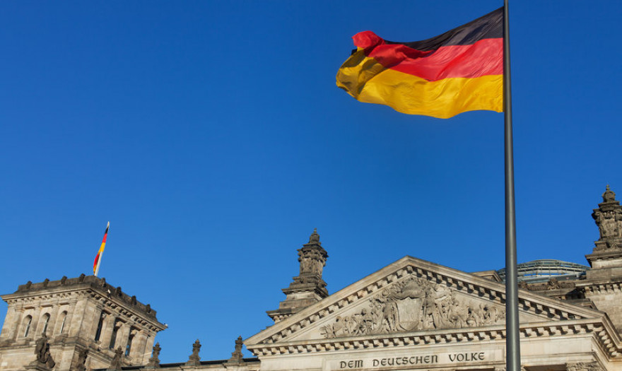 Γερμανία : Σε ελεύθερη πτώση η παραγωγή