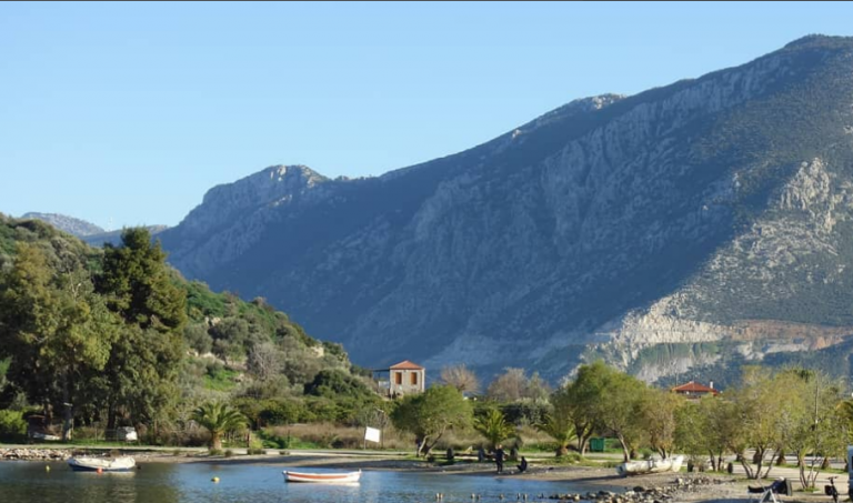 Οι εντυπωσιακοί κρατήρες της Αργολίδας