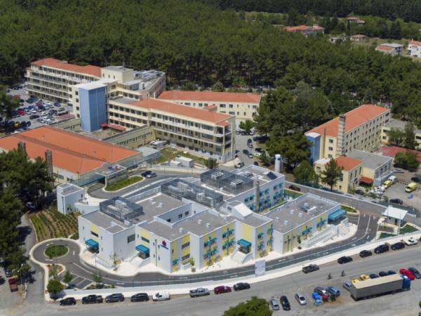 Ομογενής δώρισε 1 εκατ. δολάρια στην ογκολογική κλινική του Παναρκαδικού νοσοκομείου