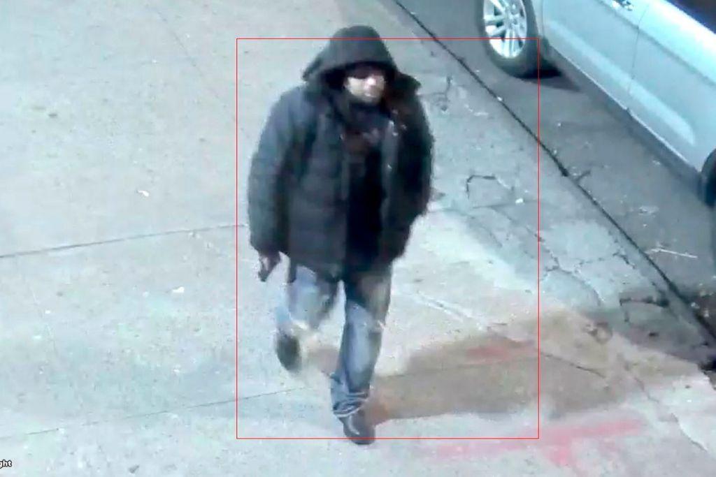 Συναγερμός στις ΗΠΑ: Ένοπλος άνοιξε πυρ μέσα στο αστυνομικό τμήμα του Μπρονξ