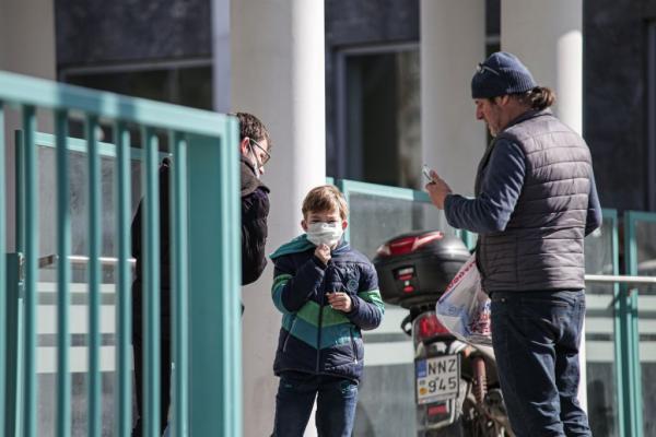 Κοροναϊός στην Ελλάδα: Ζητούν να ελεγχθούν συμμαθητές τους στα Τρίκαλα που ταξίδεψαν στην Ιταλία