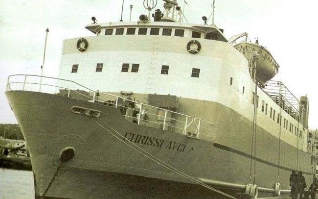 23/2/1983 : Το πλοίο «Χρυσή Αυγή» βυθίζεται στο Κάβο Ντόρο