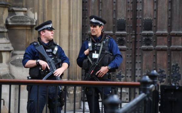 Λονδίνο: Δολοφονική επίθεση κατά μουεζίνη σε τέμενος