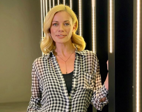 Ζέτα Μακρυπούλια : Απόδραση εξπρές σε ένα μαγικό τοπίο