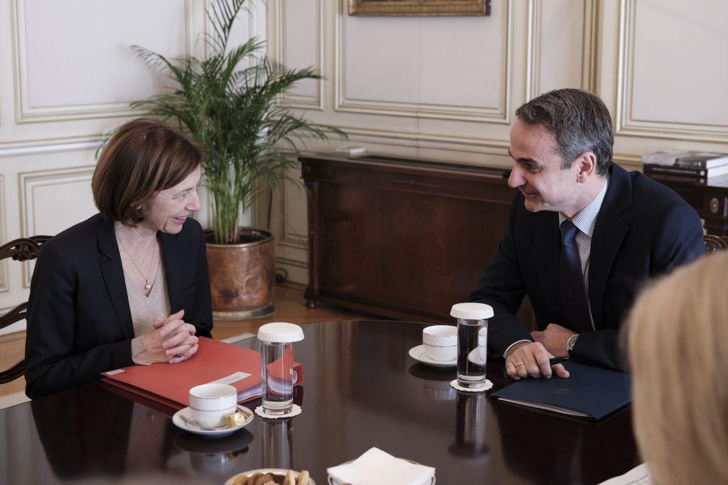 Η αμυντική συνεργασία Ελλάδας και Γαλλίας στο επίκεντρο της συνάντησης Μητσοτάκη – Παρλί