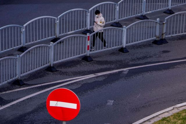 Νέος κοροναϊός : Απειλούνται όσοι τον μεταδίδουν εσκεμμένα