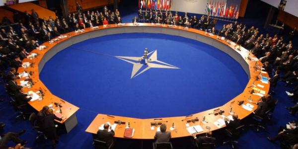 Ελληνικό «βέτο» σε δήλωση στήριξης του ΝΑΤΟ προς την Τουρκία