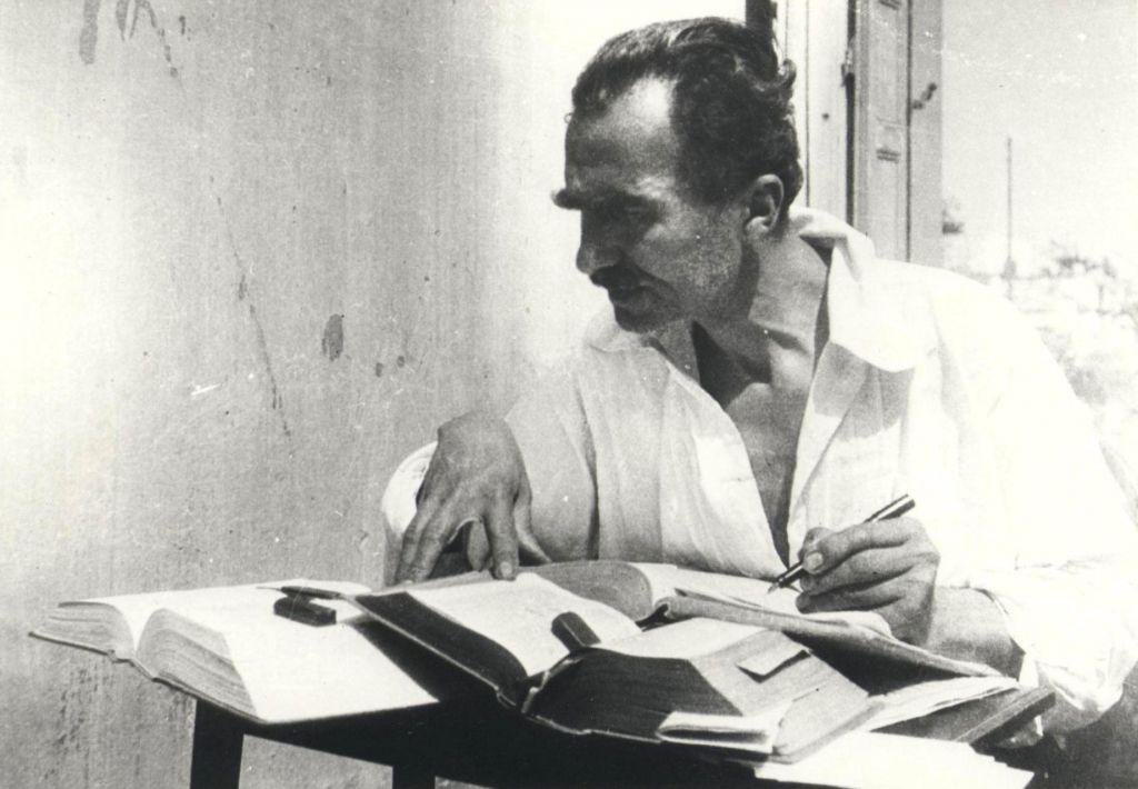 Νίκος Καζαντζάκης : Ένα από τα μεγάλα κεφάλαια της νεοελληνικής λογοτεχνίας