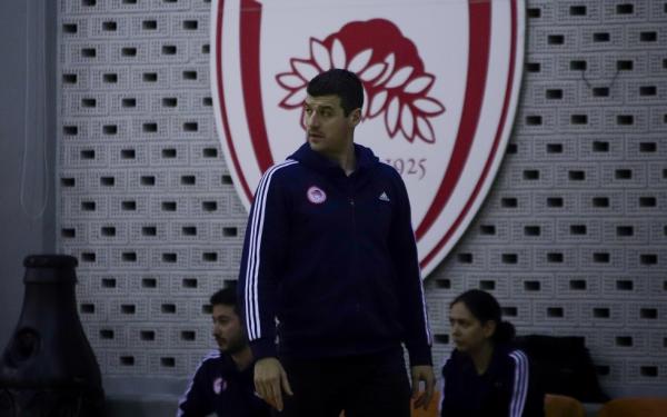 Παντελάκης: «Η νίκη αφιερωμένη στα θύματα της Θύρας 7»