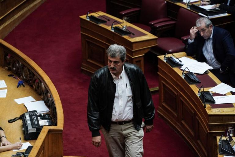 Πολάκης : Επιστρέφει με απειλές για τους «αρμούς της εξουσίας»