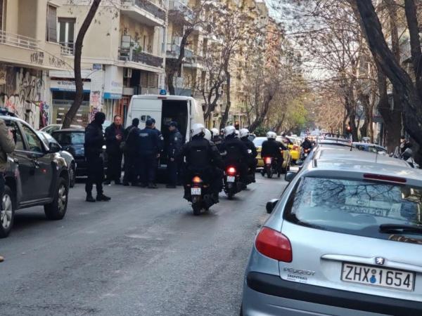 Εξάρχεια : Άρχισε η εφαρμογή του νέου σχεδίου της ΕΛ.ΑΣ. κατά της εγκληματικότητας [Εικόνες]
