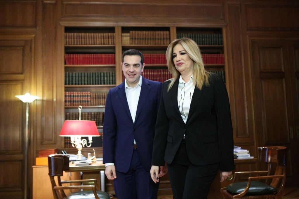 Κάτι «τρέχει» με ΣΥΡΙΖΑ και ΚΙΝΑΛ – Εκεχειρία, περίεργες συναντήσεις και βήματα προσέγγισης