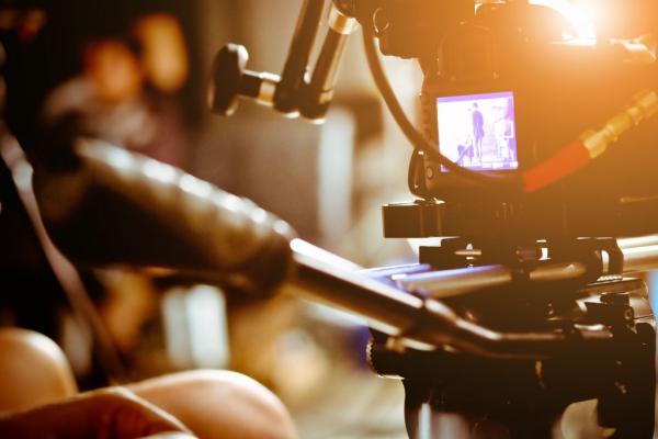 Η Κόνστανς Γου δεν έχει δει ακόμα το «Hustlers»