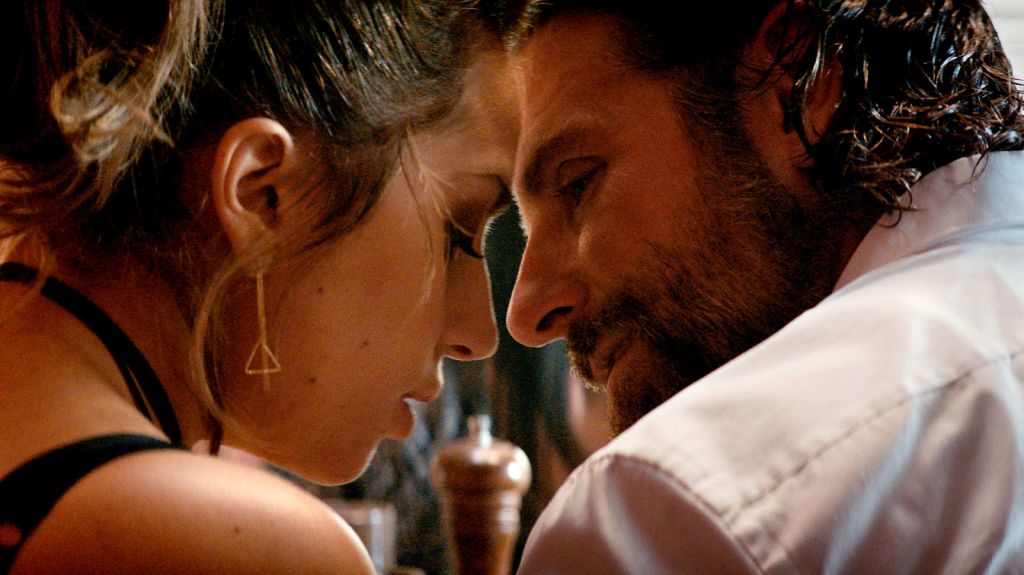 Τα μυστικά του έρωτα: Τι μας κάνει «κλικ» σε έναν άνθρωπο;