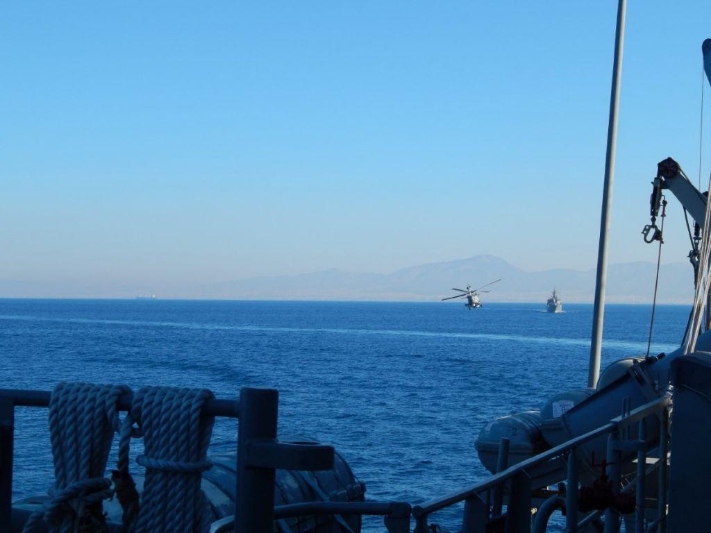 Eντυπωσιακές εικόνες από την άσκηση του Πολεμικού Ναυτικού στο Αιγαίο