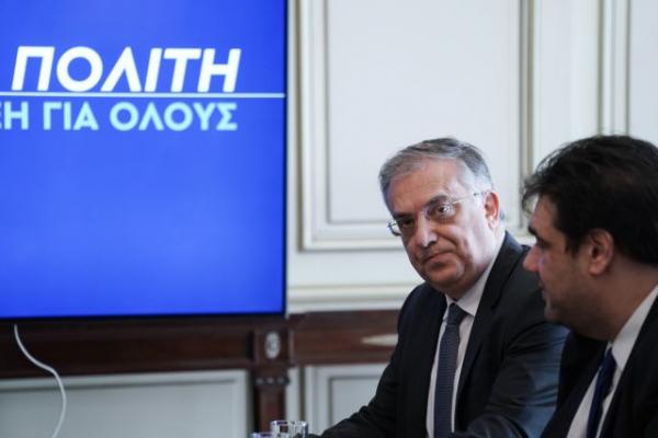 Θεοδωρικάκος : Τσίπρας και Βαρουφάκης να ζητήσουν συγγνώμη