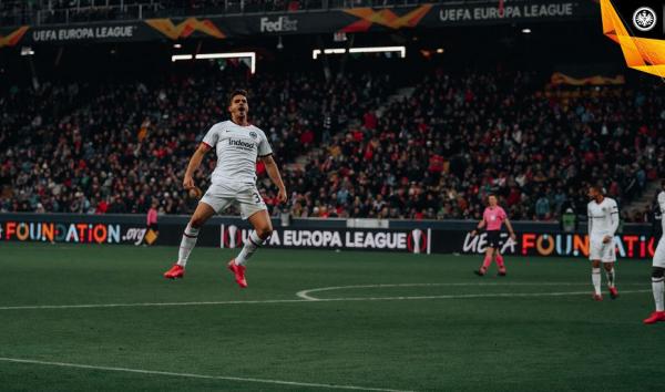 Σάλτσμπουργκ- Άιντραχτ Φρανκφούρτης 2-2