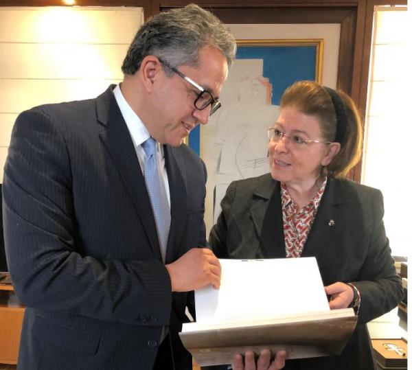 Μενδώνη: Ελλάδα και Αίγυπτος αντιμετωπίζουν παράνομη διακίνηση πολιτιστικών αγαθών – Συμφωνία για την προστασία τους