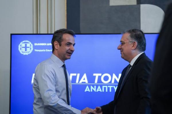 Μητσοτάκης : «Εμβληματική» η επικείμενη μεταρρύθμιση του κράτους