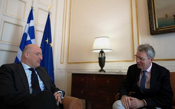 Συνάντηση Δένδια-Πάιατ για τις επείγουσες προκλήσεις στο θέμα του προσφυγικού