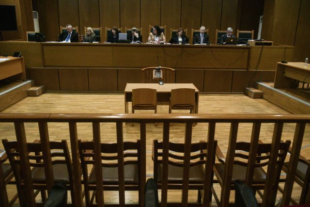 Δίκη Χρυσής Αυγής : «Κατώτερη των περιστάσεων η εισαγγελική πρόταση»