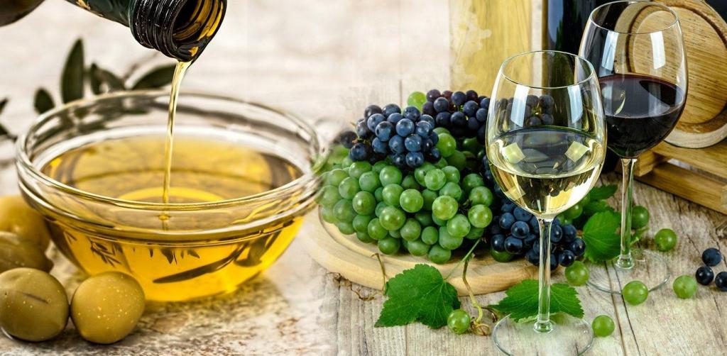 Εξαιρούνται προϊόντα ελιάς, τυριά και κρασιά της Ελλάδας από τους αμερικανικούς δασμούς