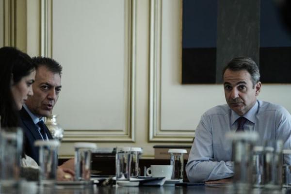 Τι ετοιμάζει η κυβέρνηση και στοχοποιεί συνδικάτα, απεργίες και διαδηλώσεις