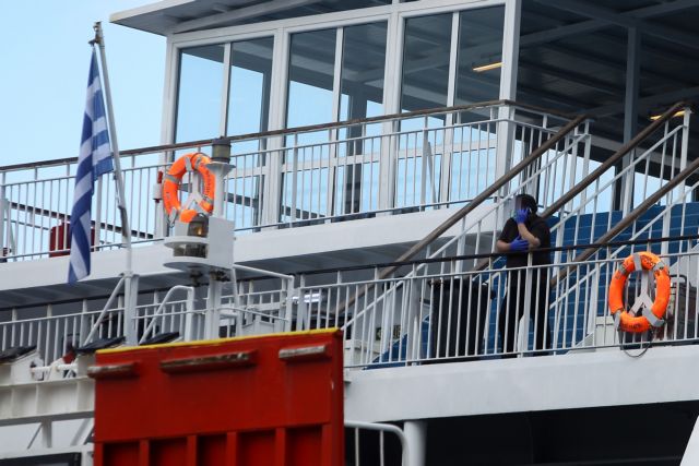 Υποχρεωτική καραντίνα για όσους φτάσουν σε νησιά ζητά η Περιφέρεια Αιγαίου