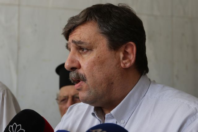 Κοροναϊός : Σύγχυση στο ΣΥΡΙΖΑ για το Σωτήρη Τσιόδρα – Ο Ξανθός του πλέκει το εγκώμιο και τα τρολ τον αποδομούν