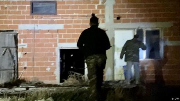 Περιπολώντας με τους Έλληνες εθνοφρουρούς