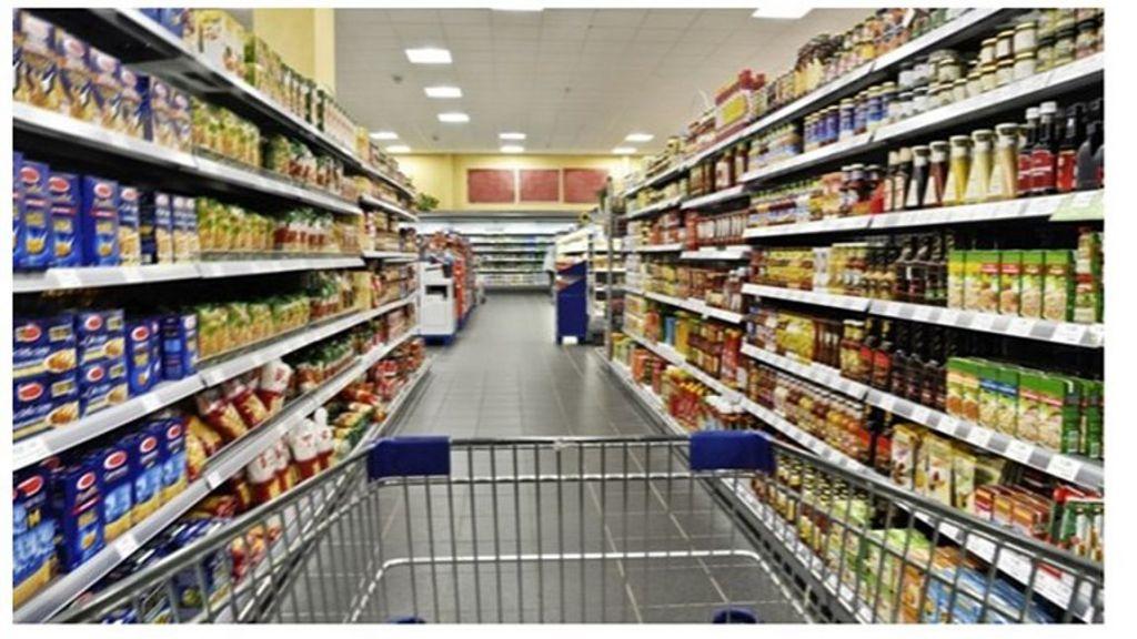 Κοροναϊός: Επιδρομή στα σούπερ μάρκετ για απολυμαντικά και είδη πρώτης ανάγκης