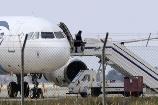 Κοροναϊός: Διακόπτονται οι πτήσεις από και προς Γερμανία – Ολλανδία