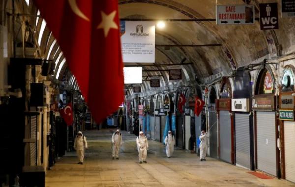Κοροναϊός – Τουρκία: Στους 131 οι νεκροί, ξεπερνούν τις 9.000 τα κρούσματα