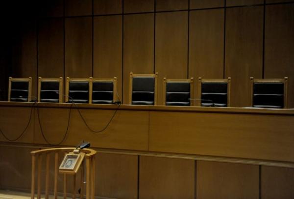 Κοροναϊός: Η ηγεσία της δικαιοσύνης καταθέτει το 50% του μισθού της