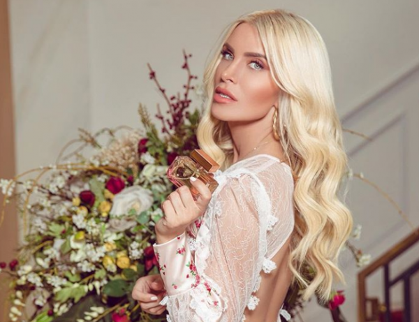 Κατερίνα Καινούργιου : Ρομαντική εξόρμηση με τον νέο σύντροφό της