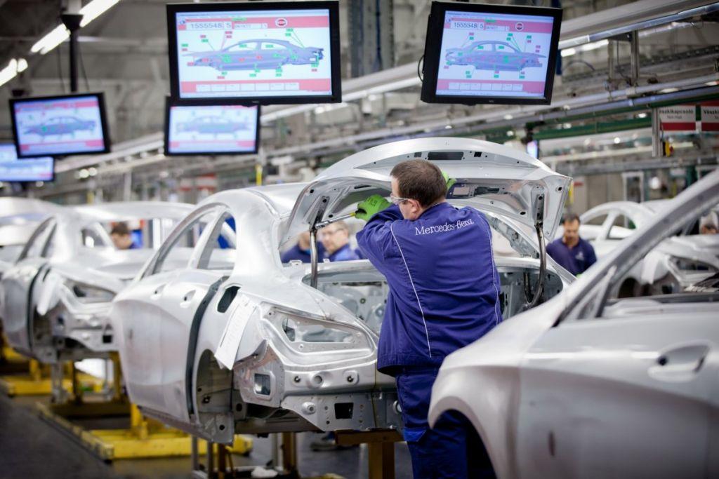 Διακοπή παραγωγής και στα εργοστάσια της Daimler στην Ευρώπη