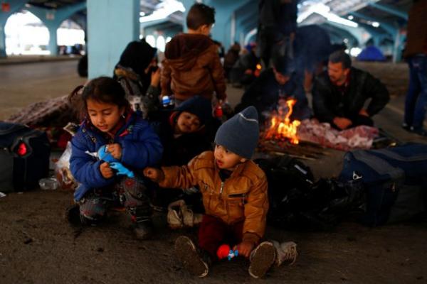 Πρόσφυγες μιλούν για τα «παιχνίδια» του Ερντογάν στον Έβρο