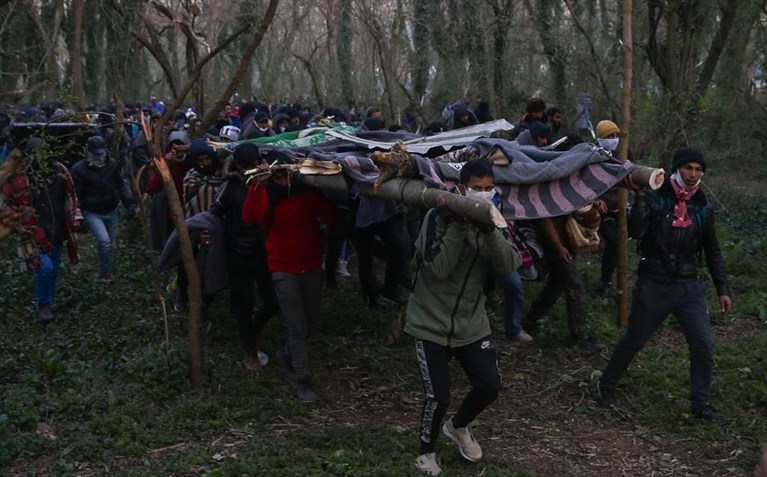 Έβρος : Νέα απόπειρα μαζικής εισόδου προσφύγων