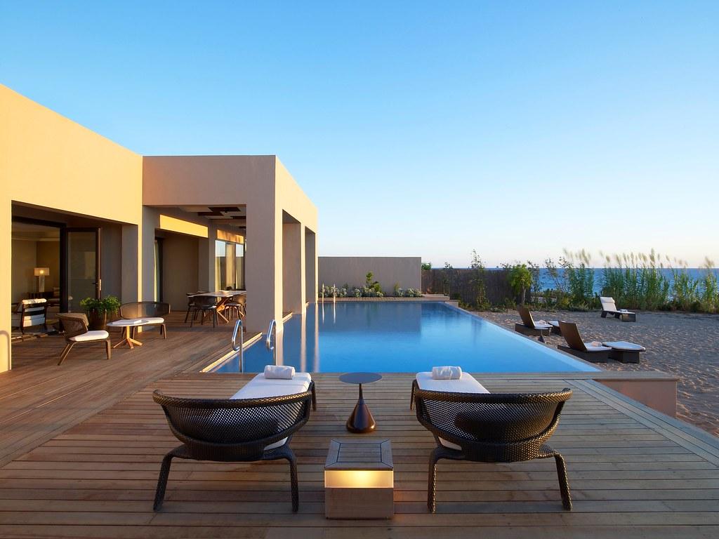 Κοροναϊός : Απαγόρευση λειτουργίας των resorts έως 30 Απριλίου