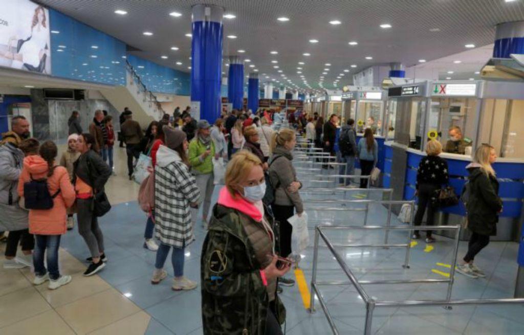 Κοροναϊός – Σερβία: Έκλεισε το διεθνές αεροδρόμιο του Βελιγραδίου