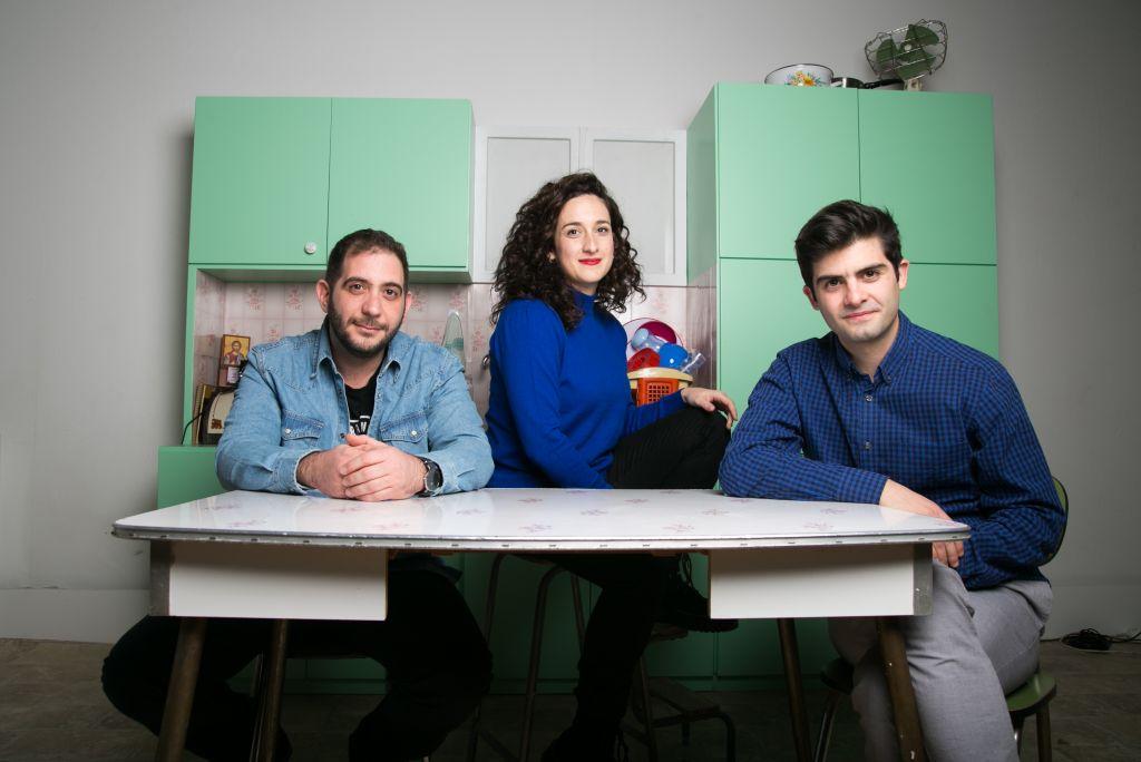 Η ομάδα 4Frontal και τα «Φτερά Μπεκάτσας» στο Νέο Κόσμο